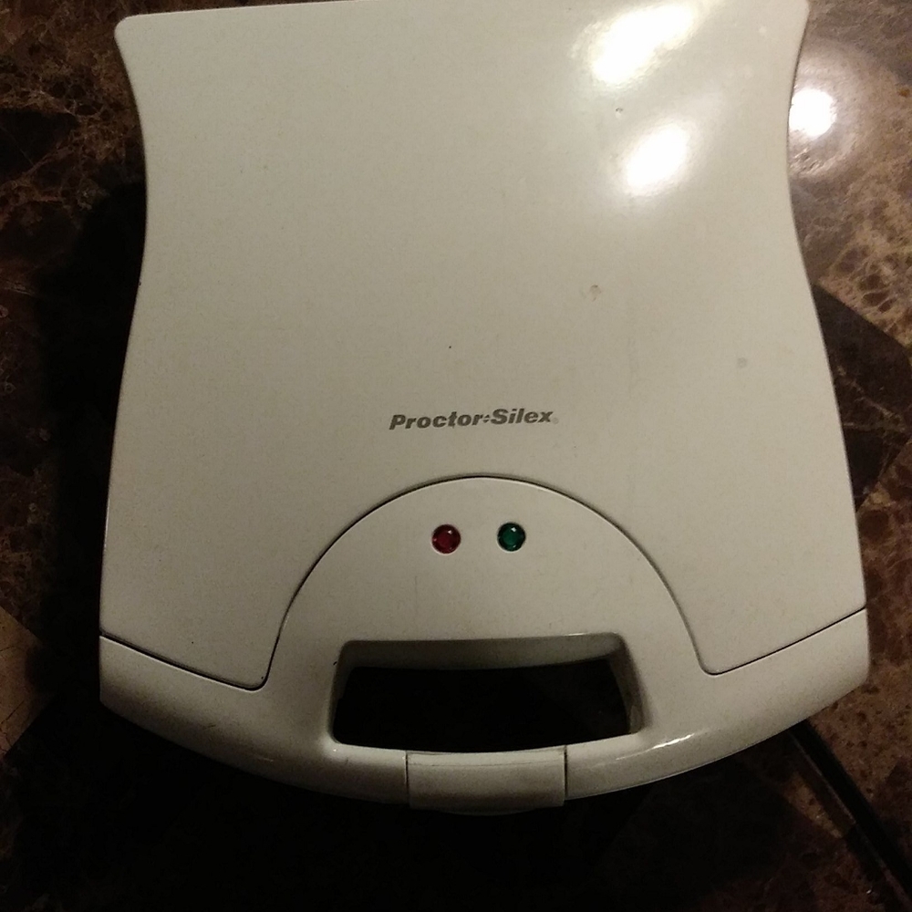 Proctor Silex Non-Stick Waffle Maker